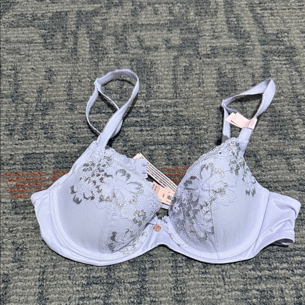 Victoria’s Secret Lightly Lined Bra